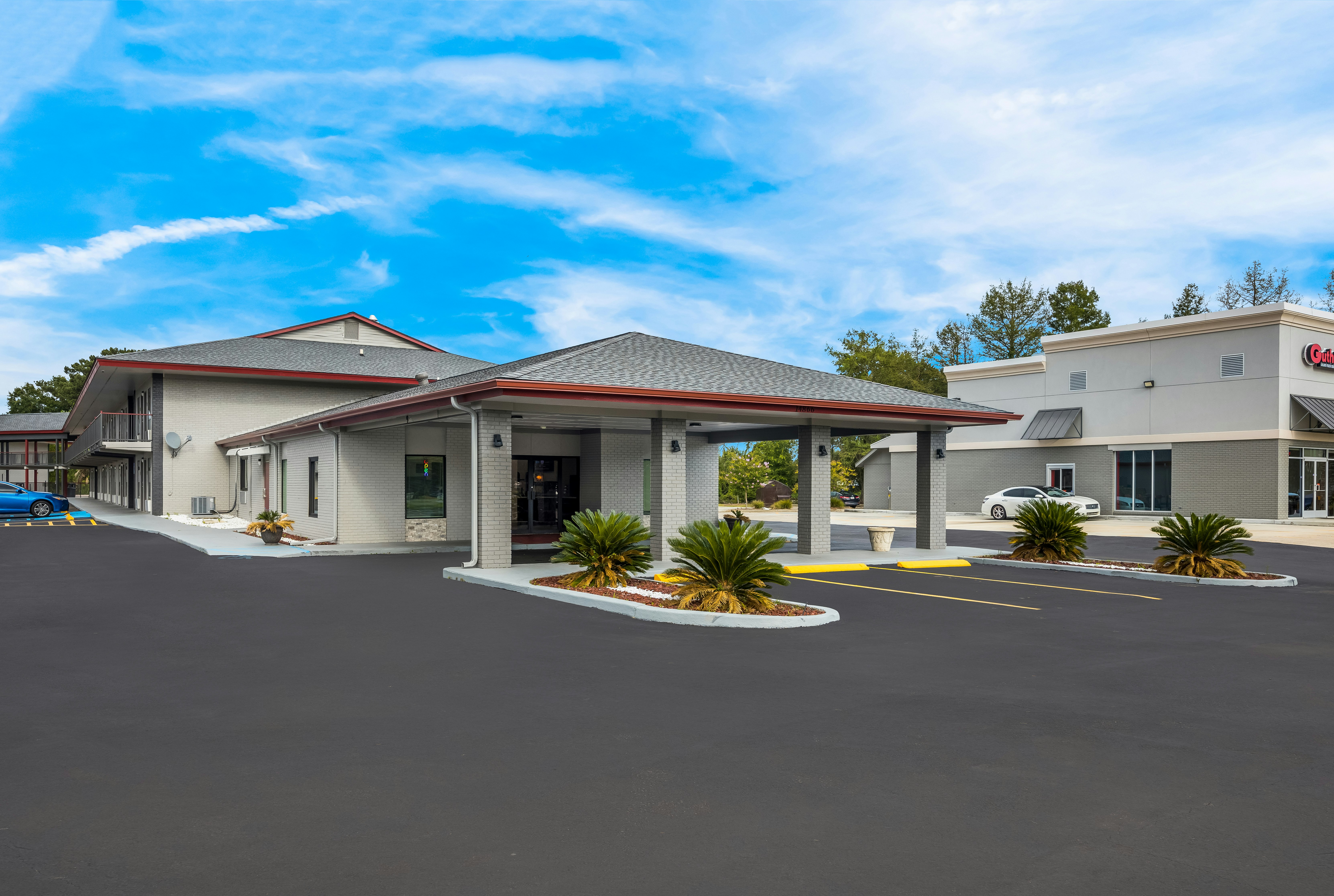Serena Inn 6/23