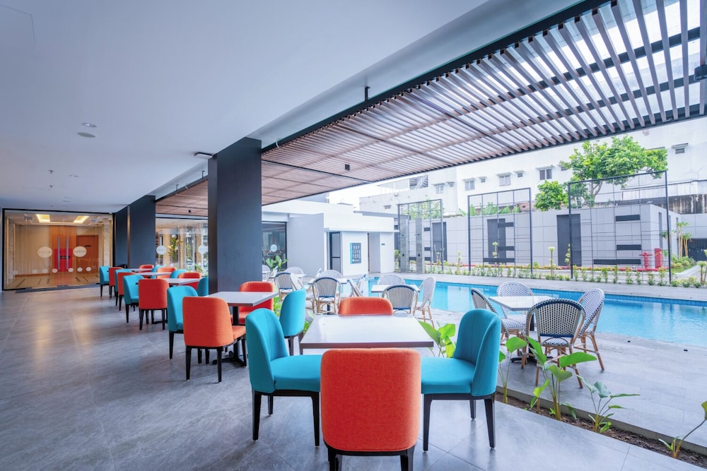 Aston Emidary Bangka Hotel and Conference Center 48/57
