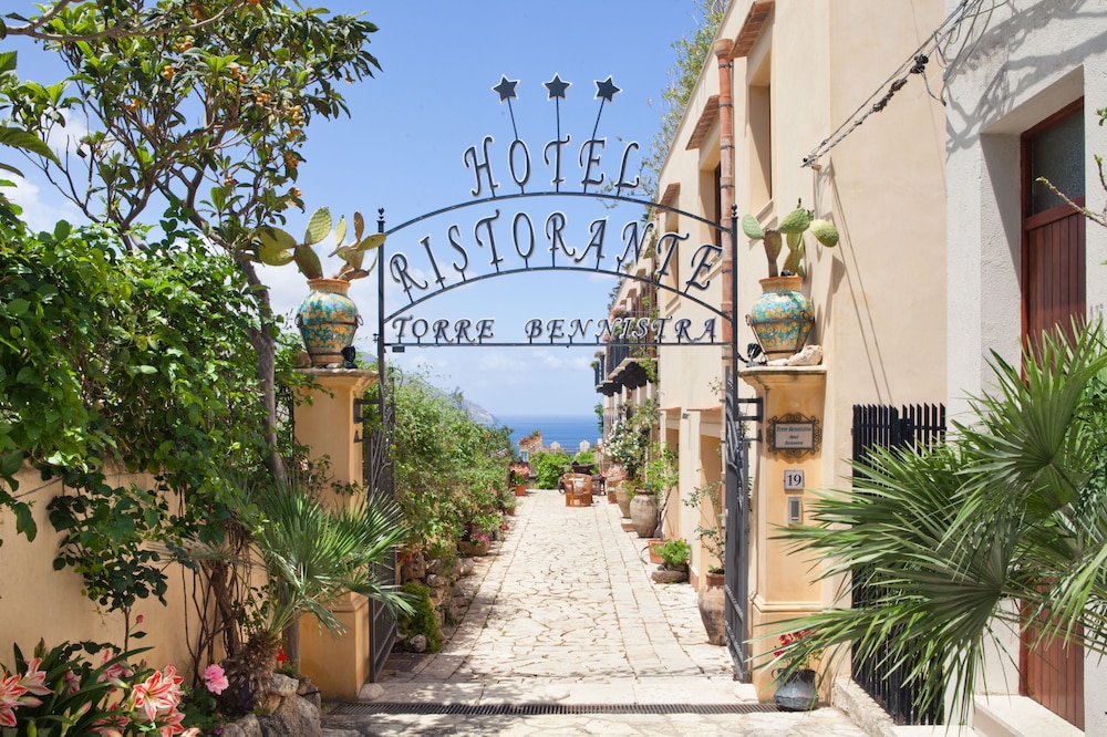 Hotel Torre Bennistra 44/50