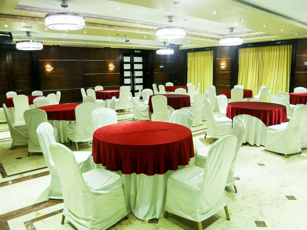 Anandha Inn Pondicherry 38/48