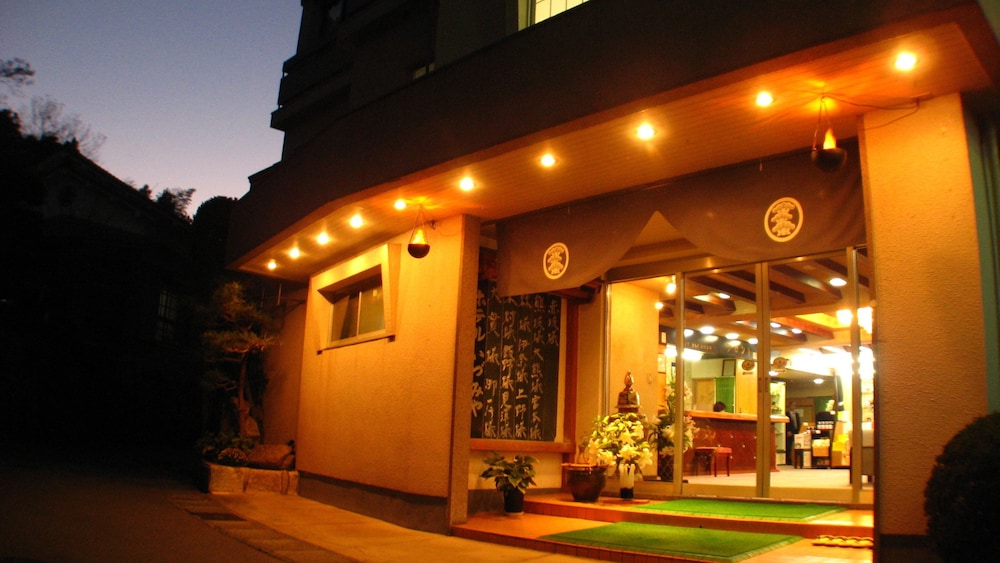 Hotel Izumiya 1/68
