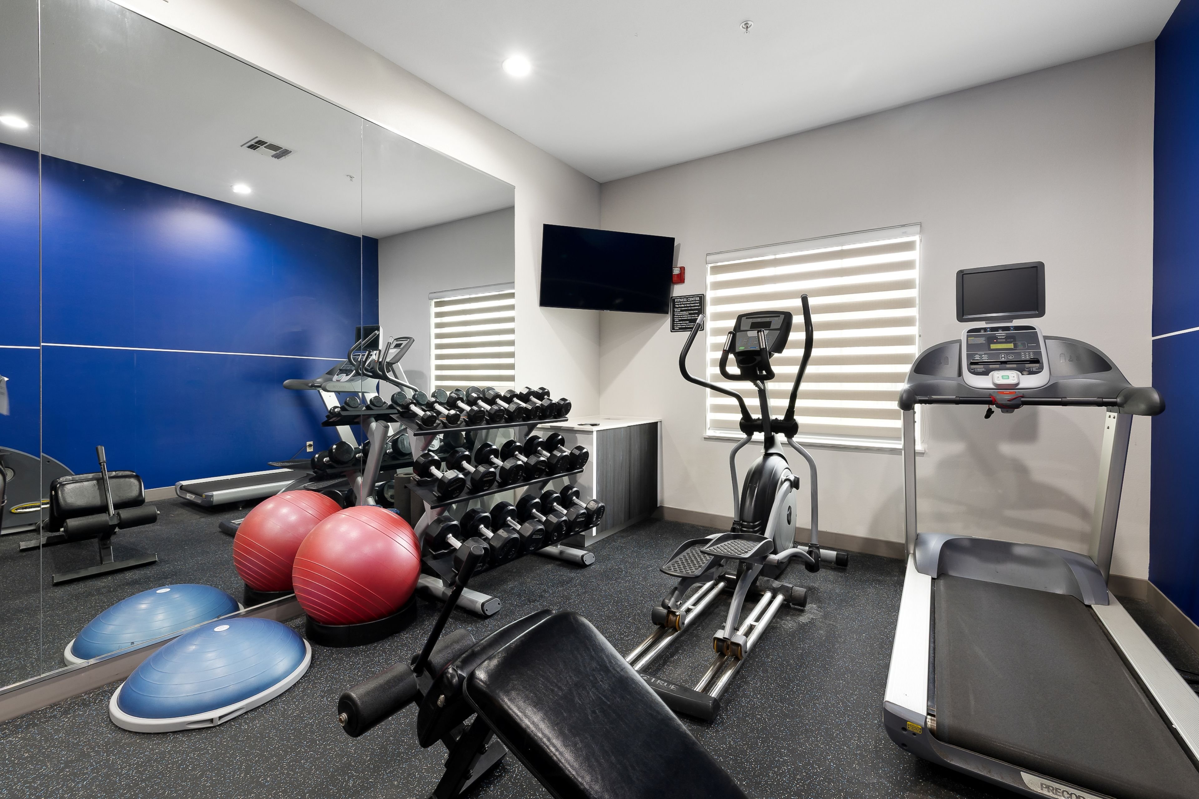 Holiday Inn Express Hotel And Suites Kingsville 27/55