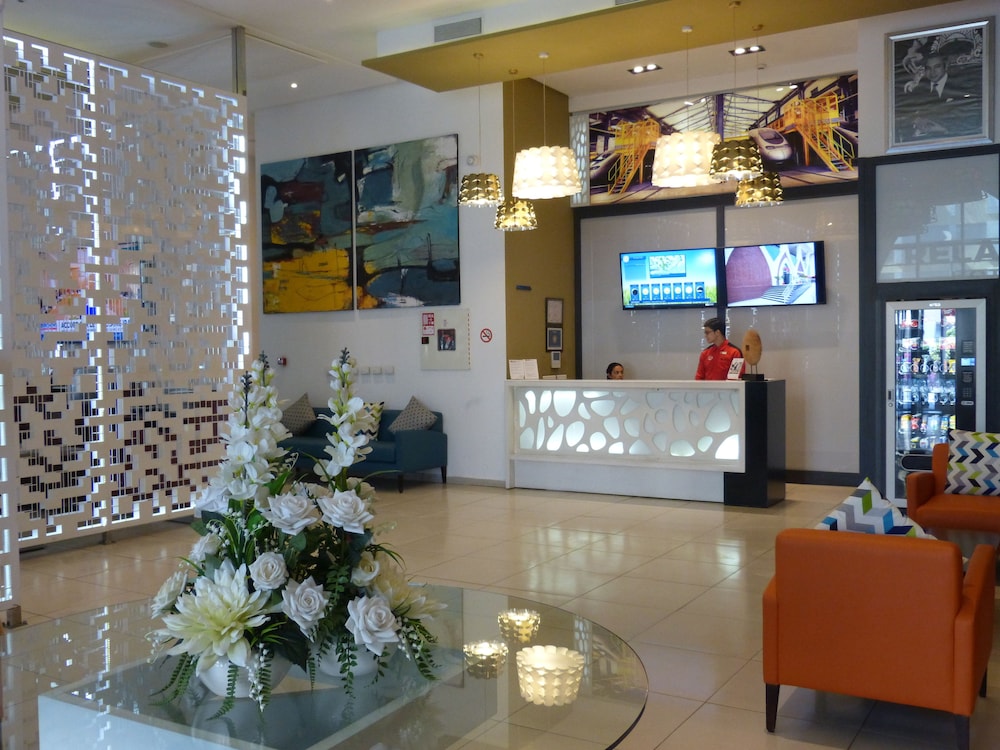 Lobby at Relax Hotel Casa voyageurs, CASABLANCA