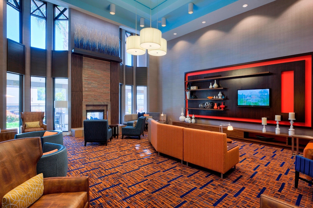 Lobby at Courtyard by Marriott San Diego Carlsbad, CARLSBAD - CA