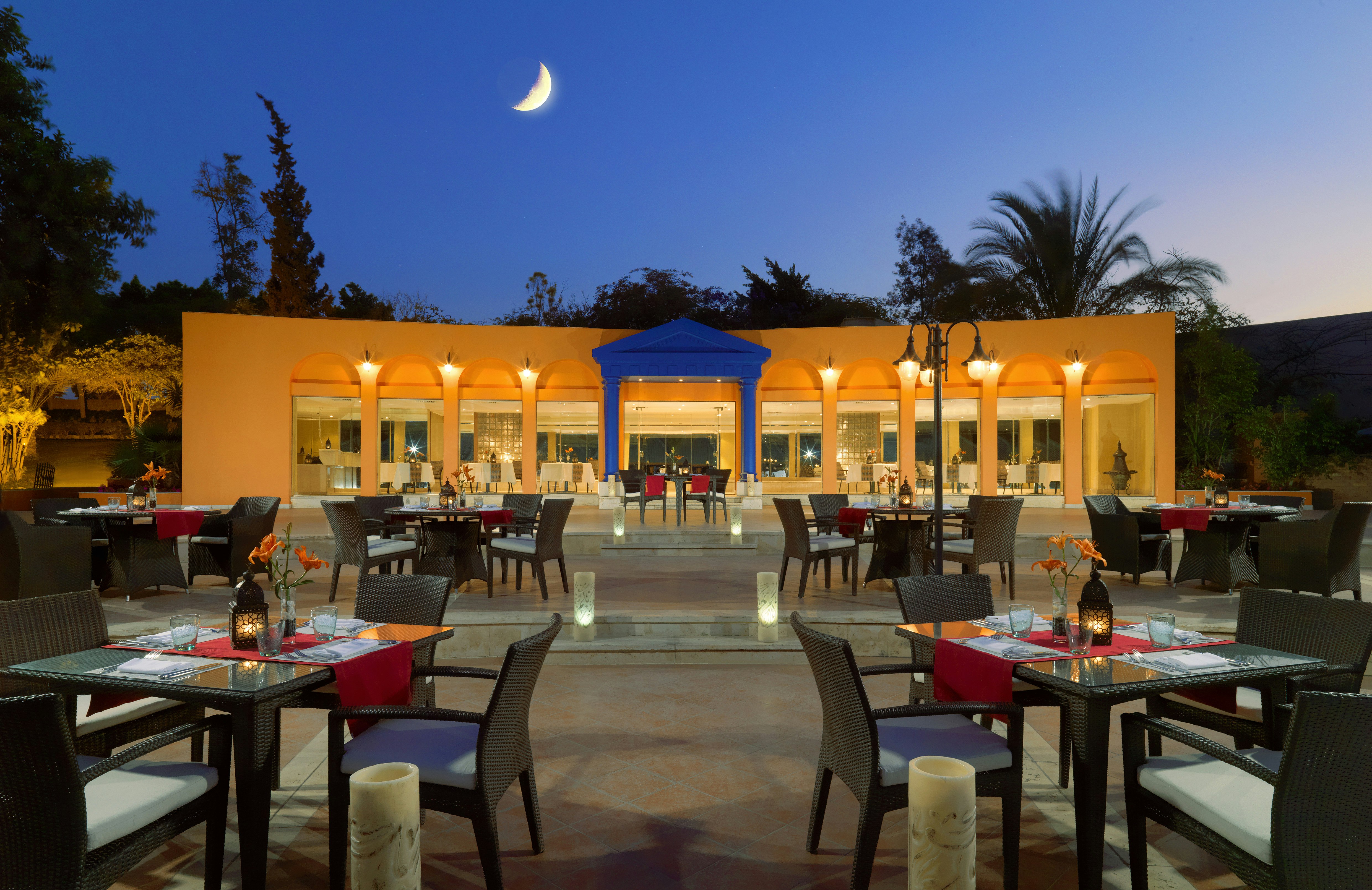 Hilton Cairo Heliopolis 12/27