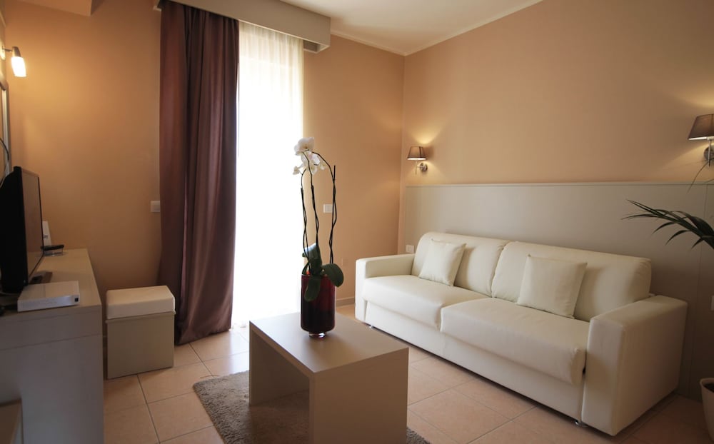 Hotel Valemare 32/57