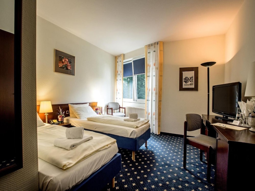 PARKHOTEL PAPENBURG 12/50
