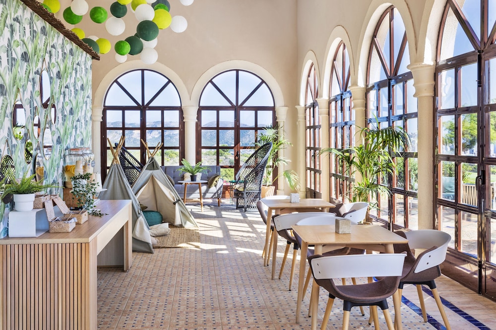 The Level At Melia Villaitana 31/50