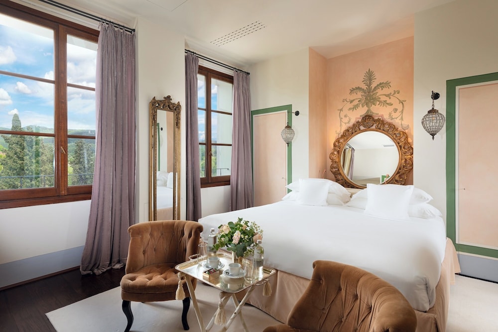 Artist, Suite, King Bed