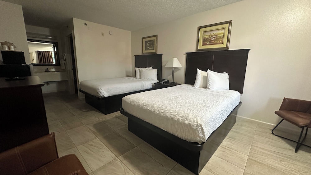 Carom Inn a Travelodge by Wyndham Denham Springs/Baton Rouge 4/33