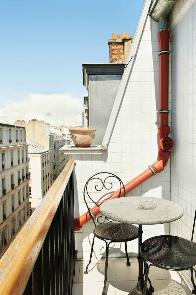 Hotel Darcet Paris 30/37