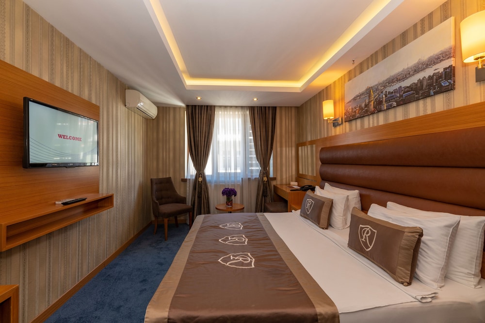 Regno Hotel 30/59