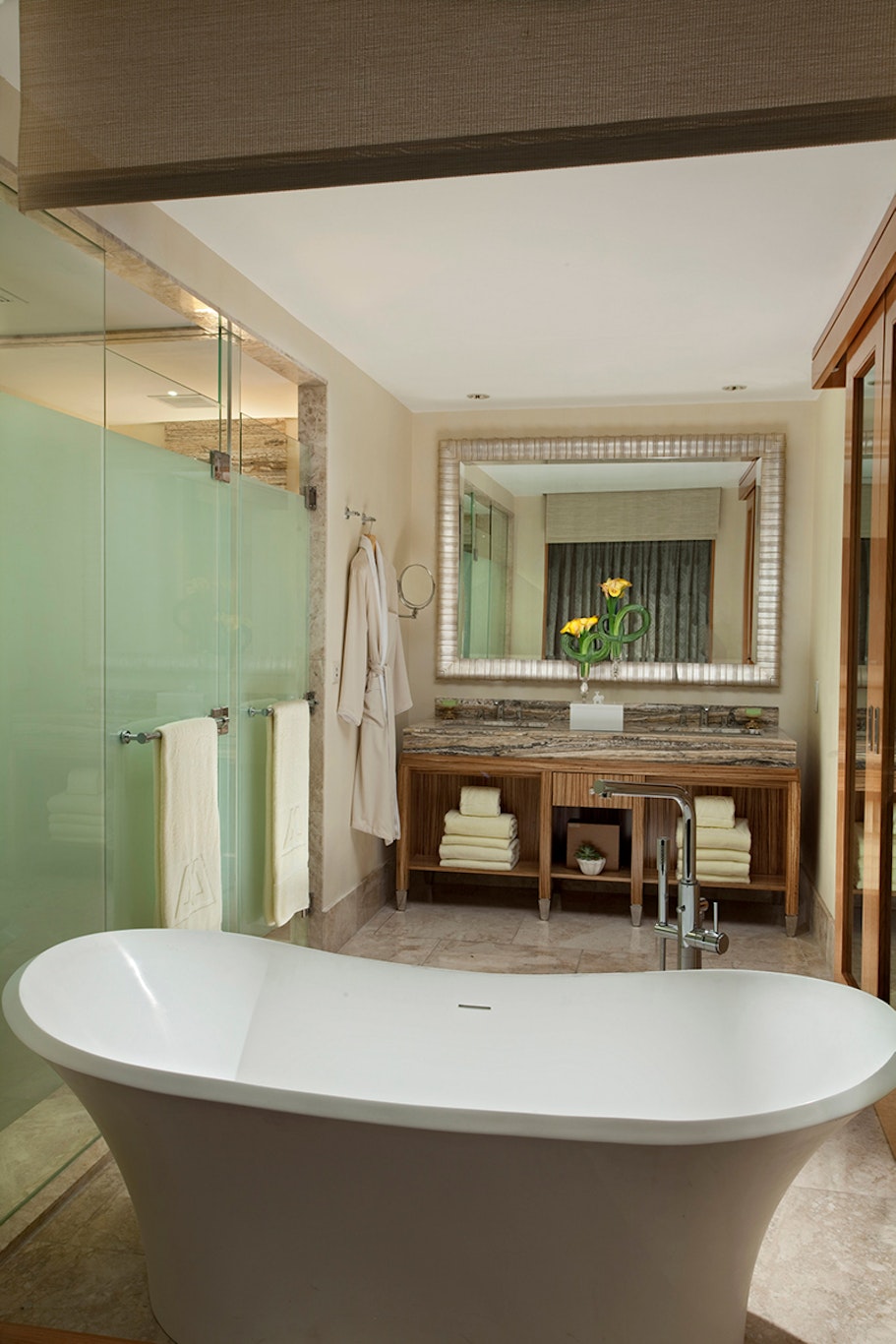 Grandeur Deluxe، Mulia Resort Nusa Dua Bali 2/2