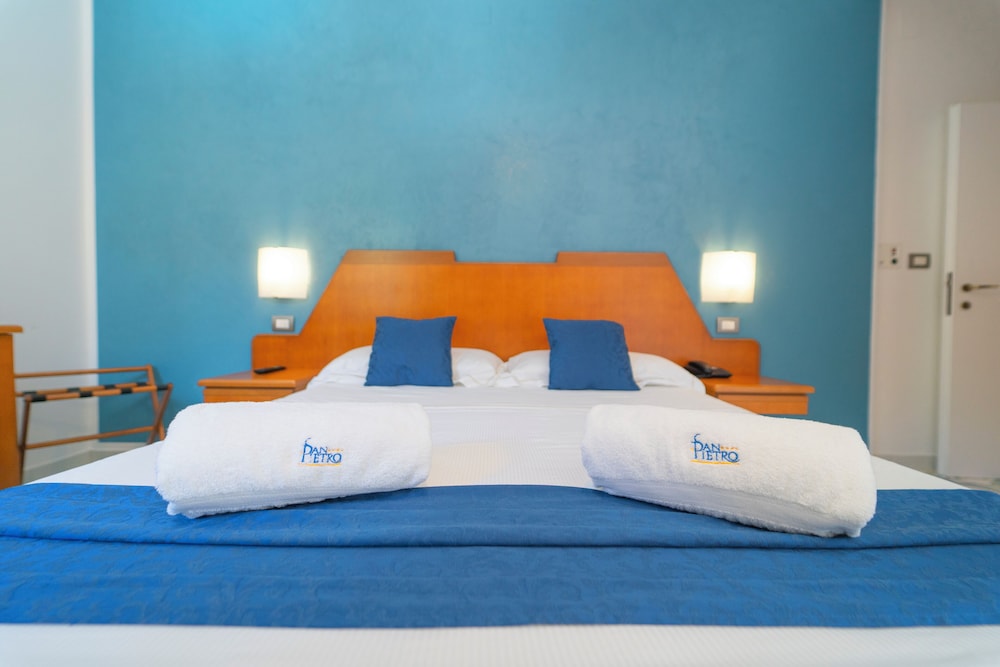 Hotel Residence San Pietro 23/67