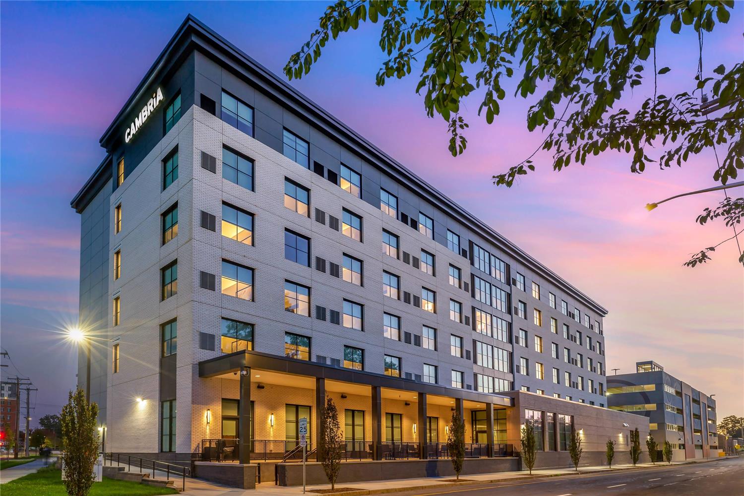 Cambria Hotel New Haven University Area 3/42