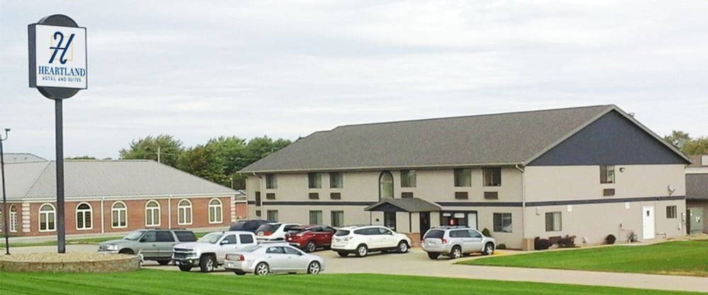Heartland Hotel And Suites 55/62