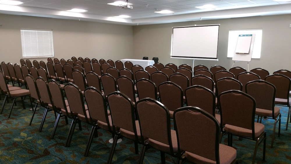 Candlewood Suites Indianapolis Northwest 59/74