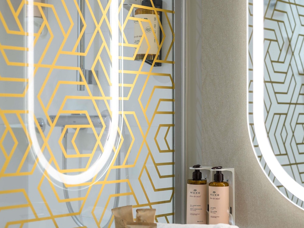 MERCURE HONFLEUR 10/63