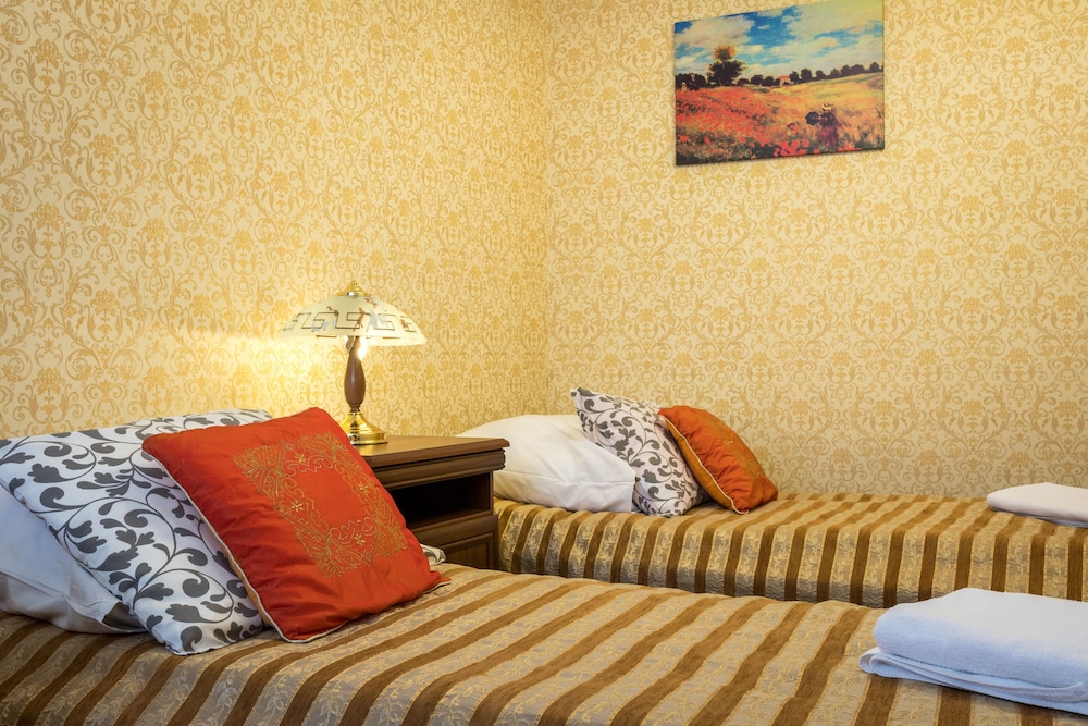 Unikat Guest Rooms 10/72