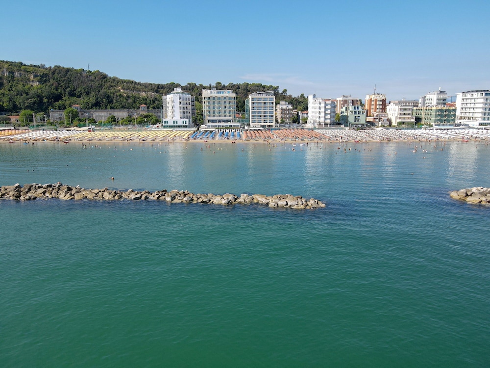 Nautilus Family Hotel 47/50