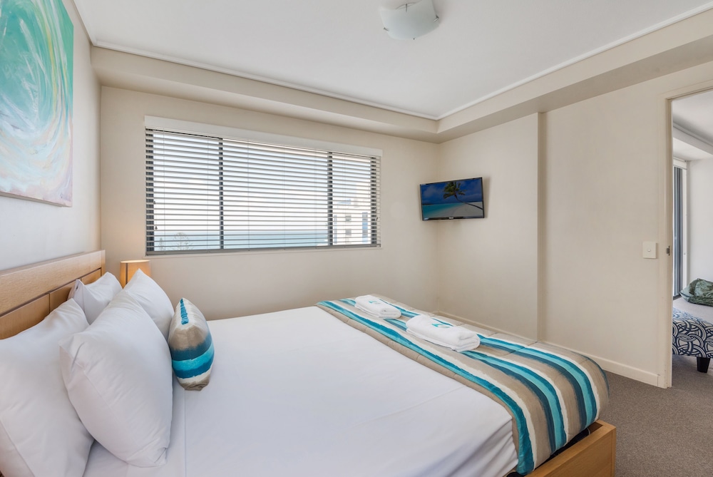1 BEDROOM, APARTMENT