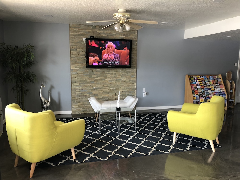 Super 8 By Wyndham San Antonio Downtown/Alamo 34/40