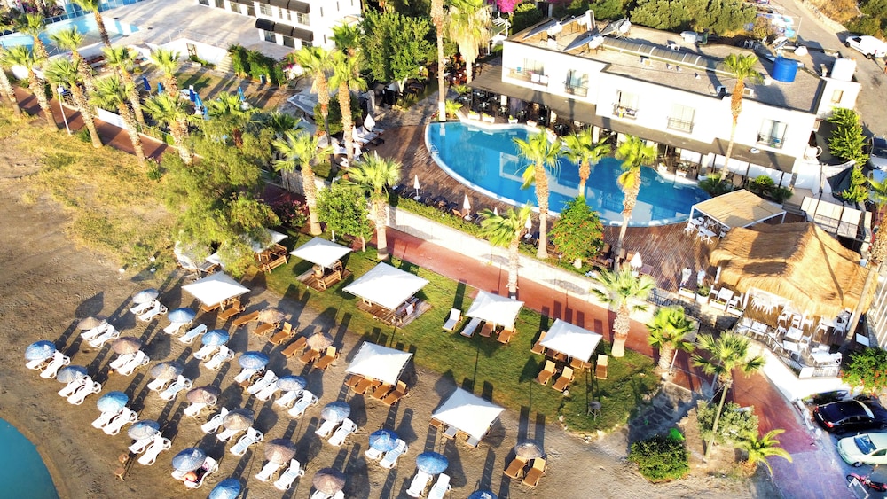 Amilla Beach Resort 写真2