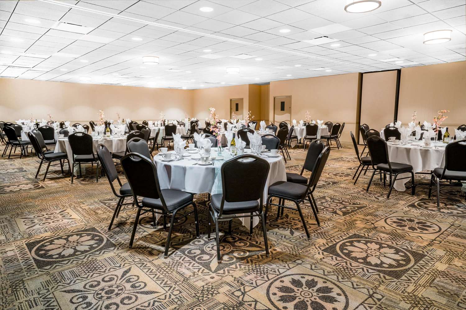 Blue Way Inn La Crosse Extended Stay 23/29