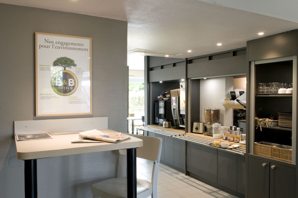 B&B HOTEL Amiens Longueau 23/35
