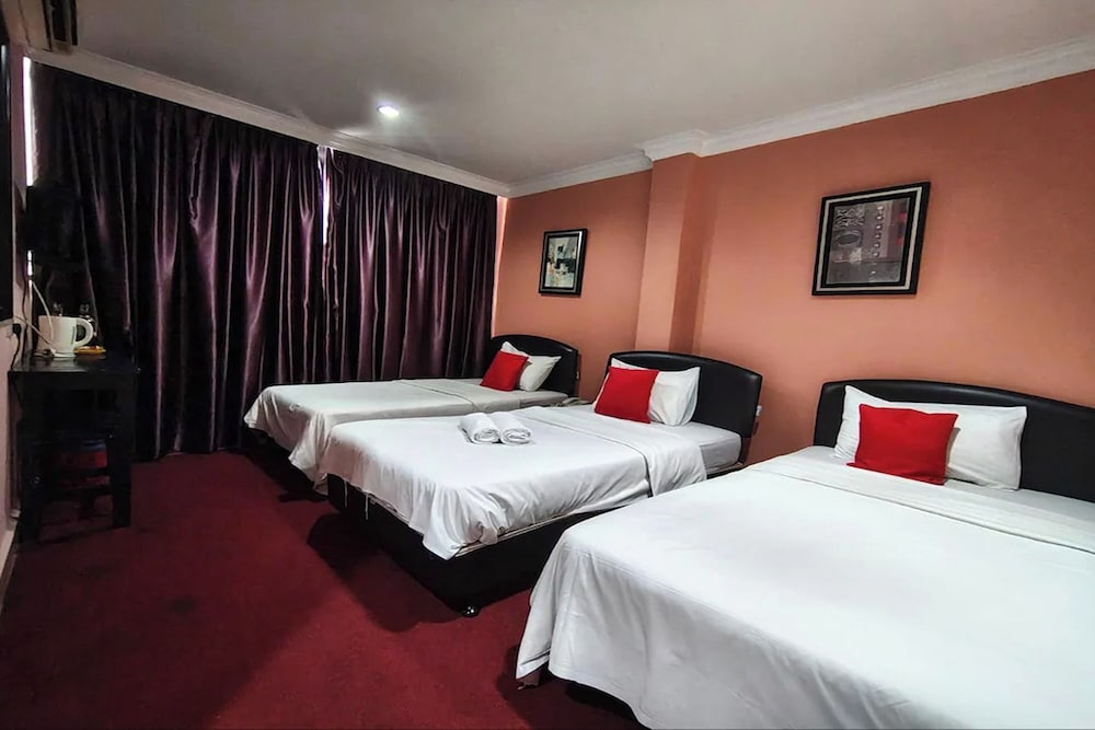 PUTERI AMPANG HOTEL 28/48