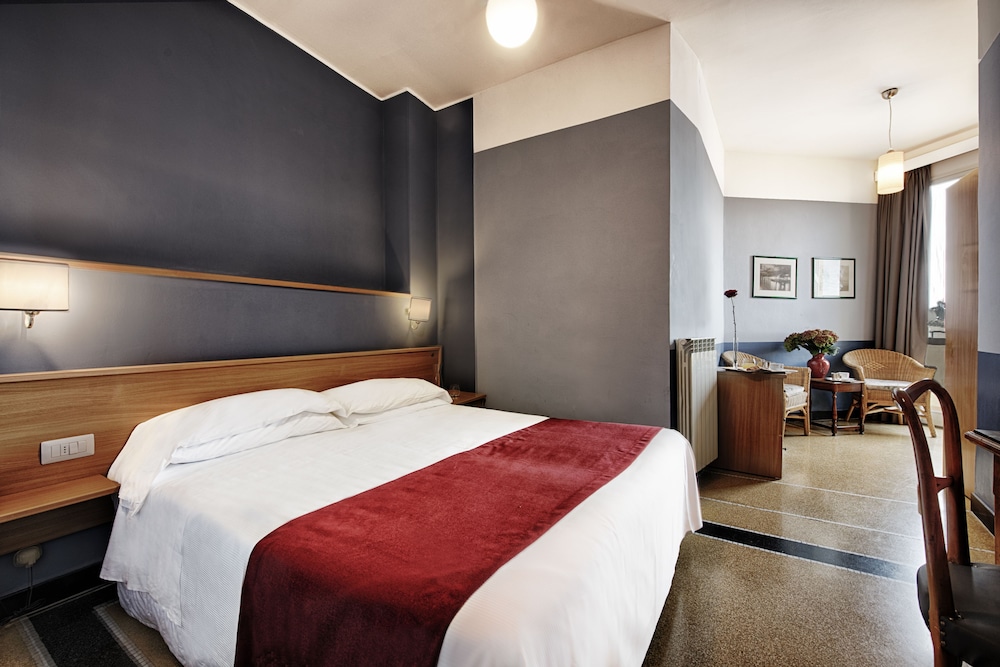 غرفة اقتصادية بسرير كوين، Hotel Italia e Lido Rapallo 5/10