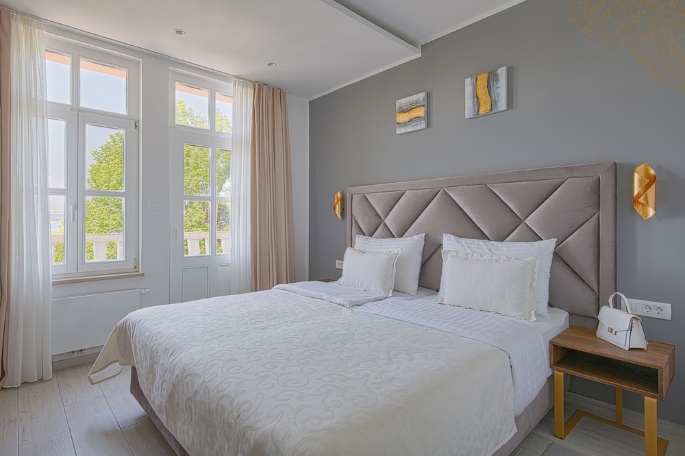 Heritage Hotel Stypia 6/50