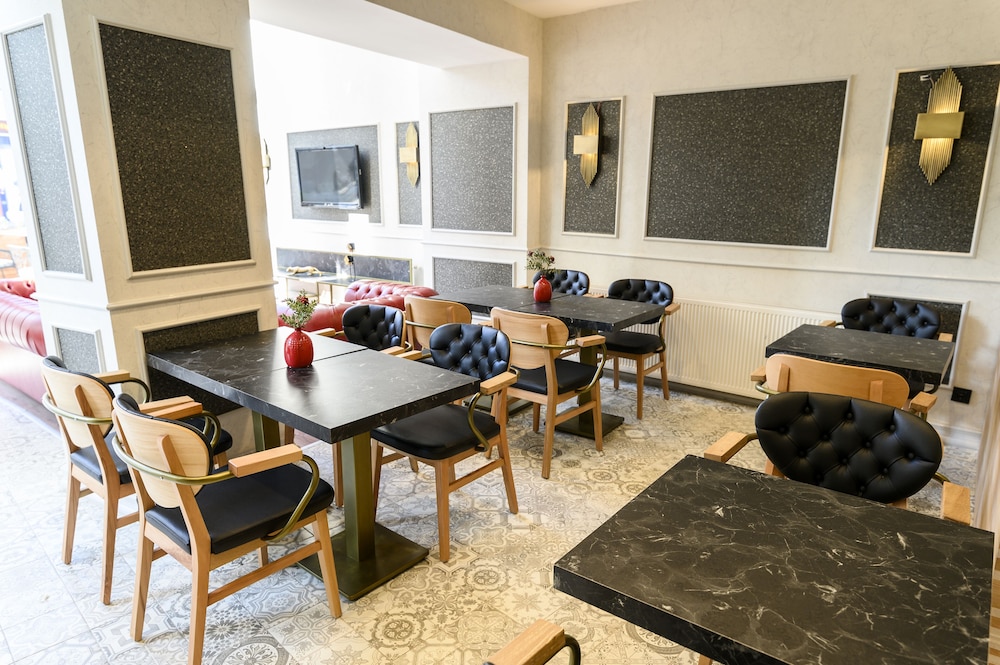 Global Suites Hotel 47/65