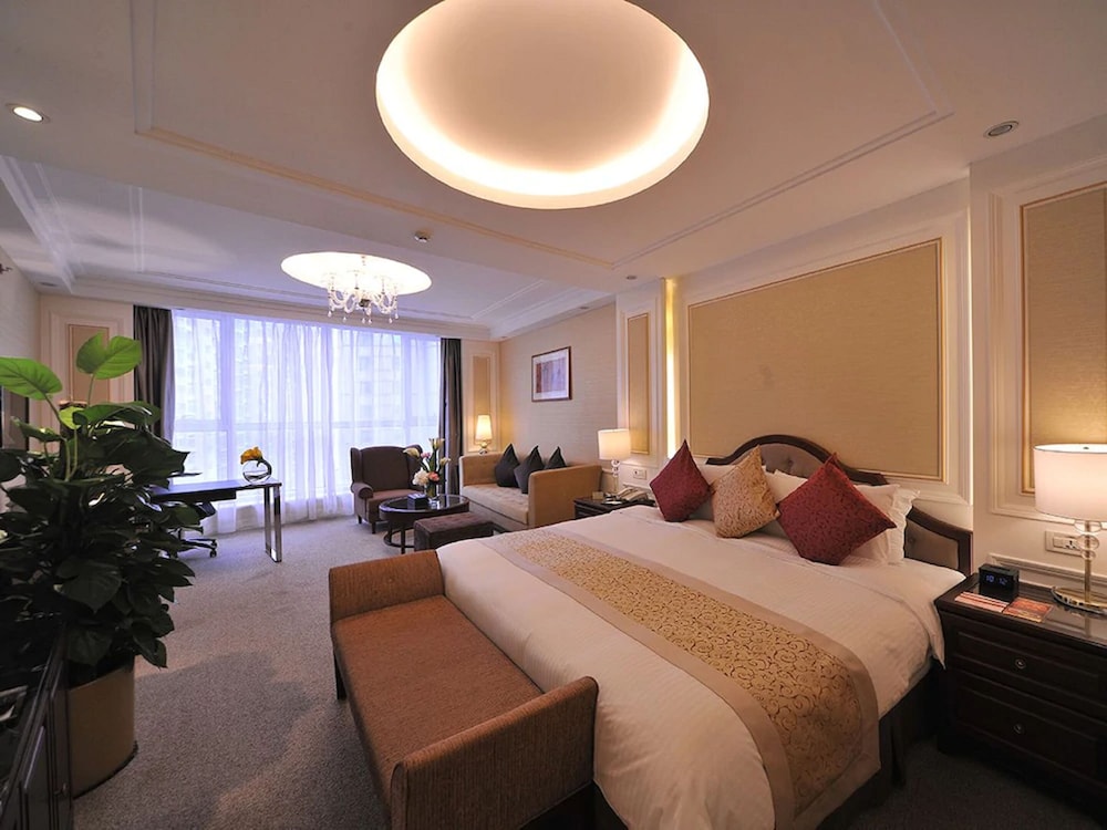 Central Hotel Shanghai 17/48