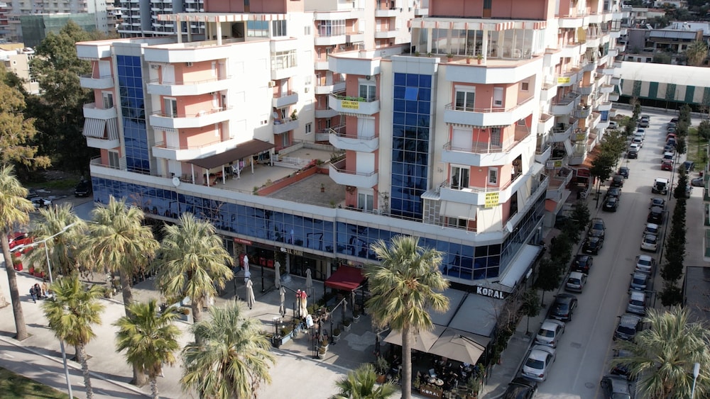 El Mar Hotel 2/61
