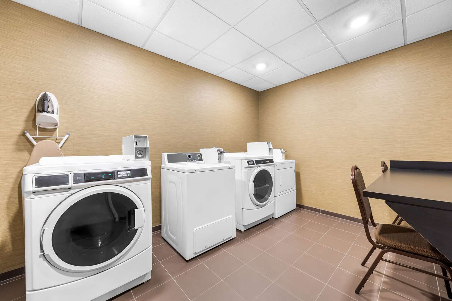 Sleep Inn & Suites West-Near Medical Center 9/15