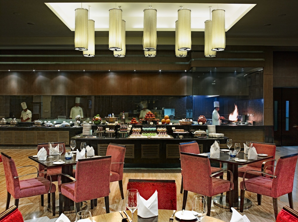 restaurant cafeteria