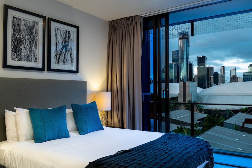 Opera Apartments South Brisbane 14/70
