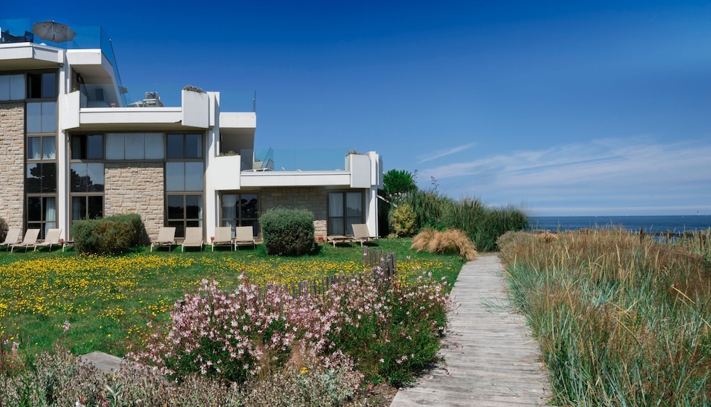 Hotel Emeria Dinard Thalasso and Spa 72/76