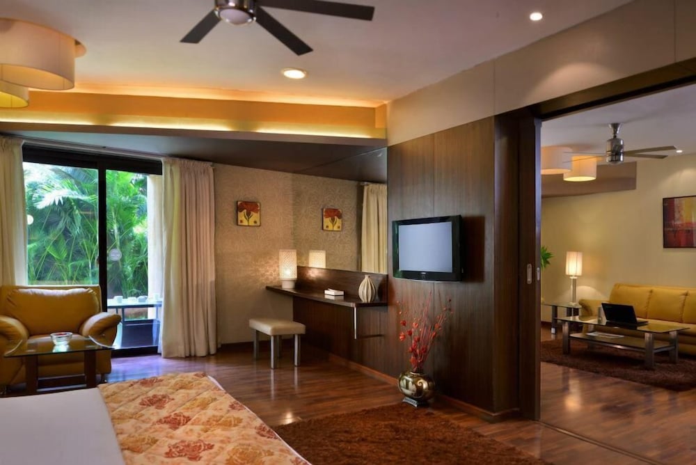 The Corinthians Resort 54/76