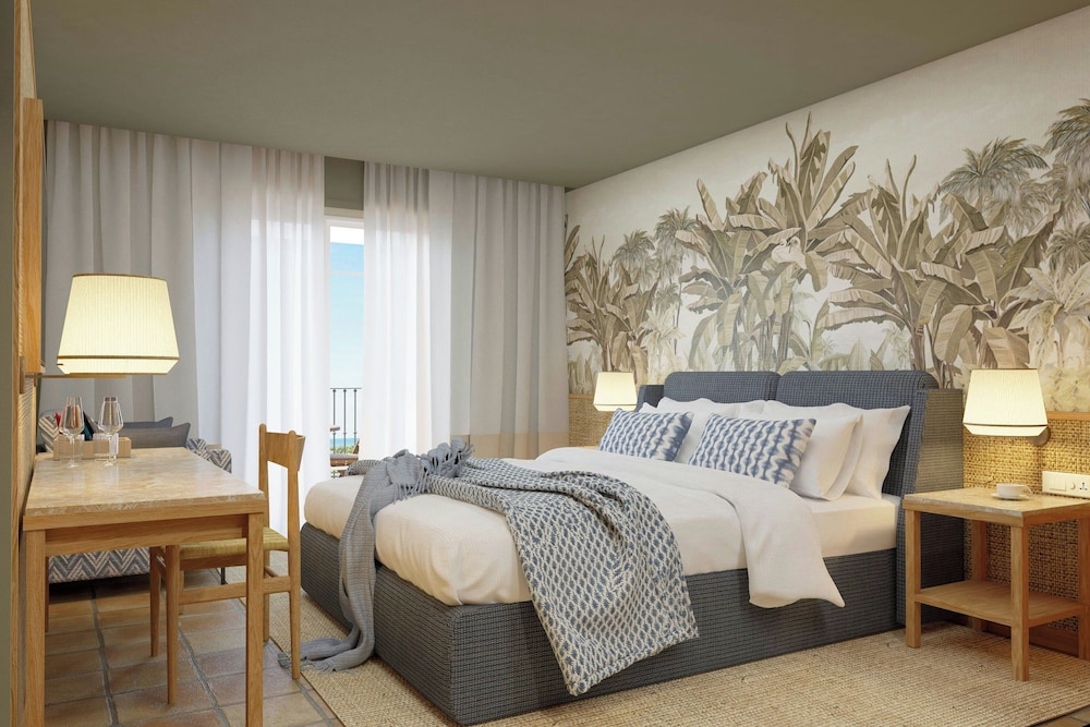 Tropical, Retreat, Twin Beds