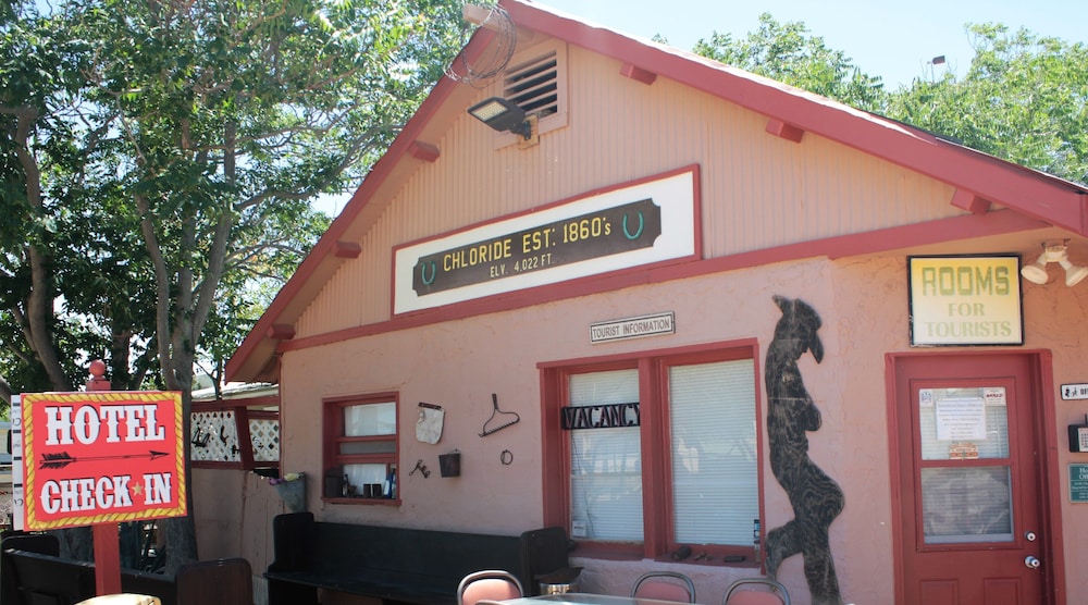 Shep's Miners Inn 2/50