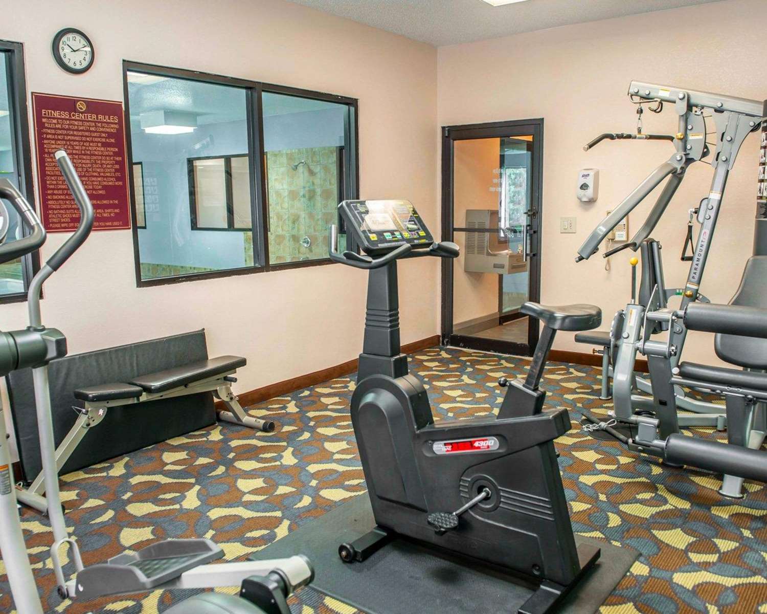 Quality Inn & Suites South Bend Airport 24/38