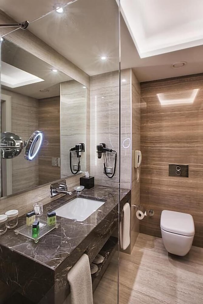 Park Dedeman Bostanci Hotel 52/52