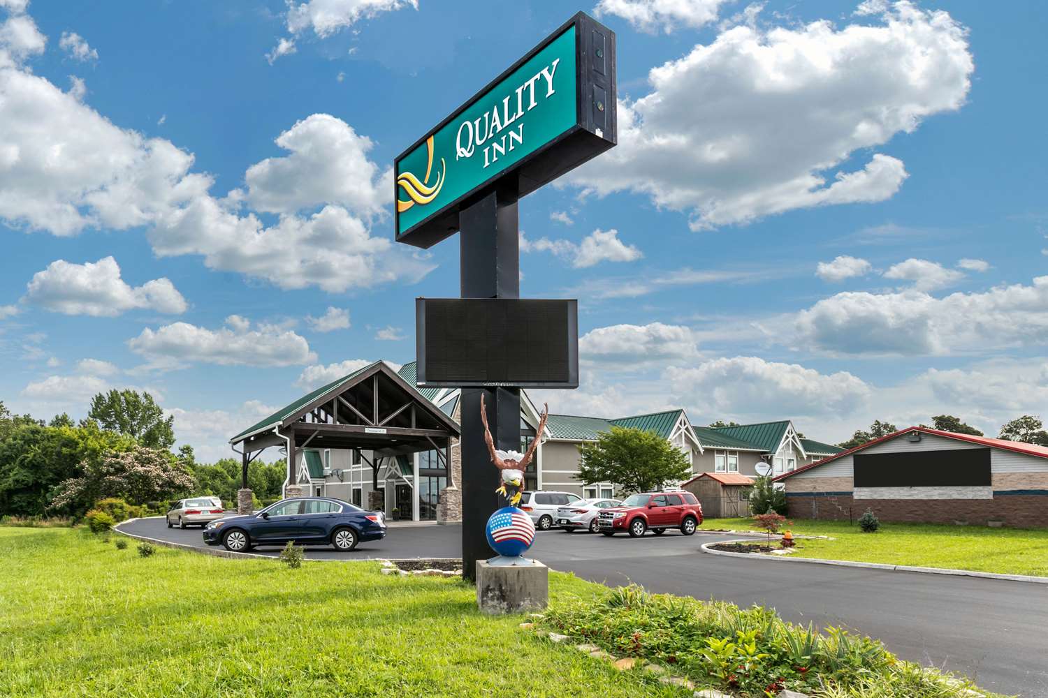 Quality Inn Monteagle, TN 39/40