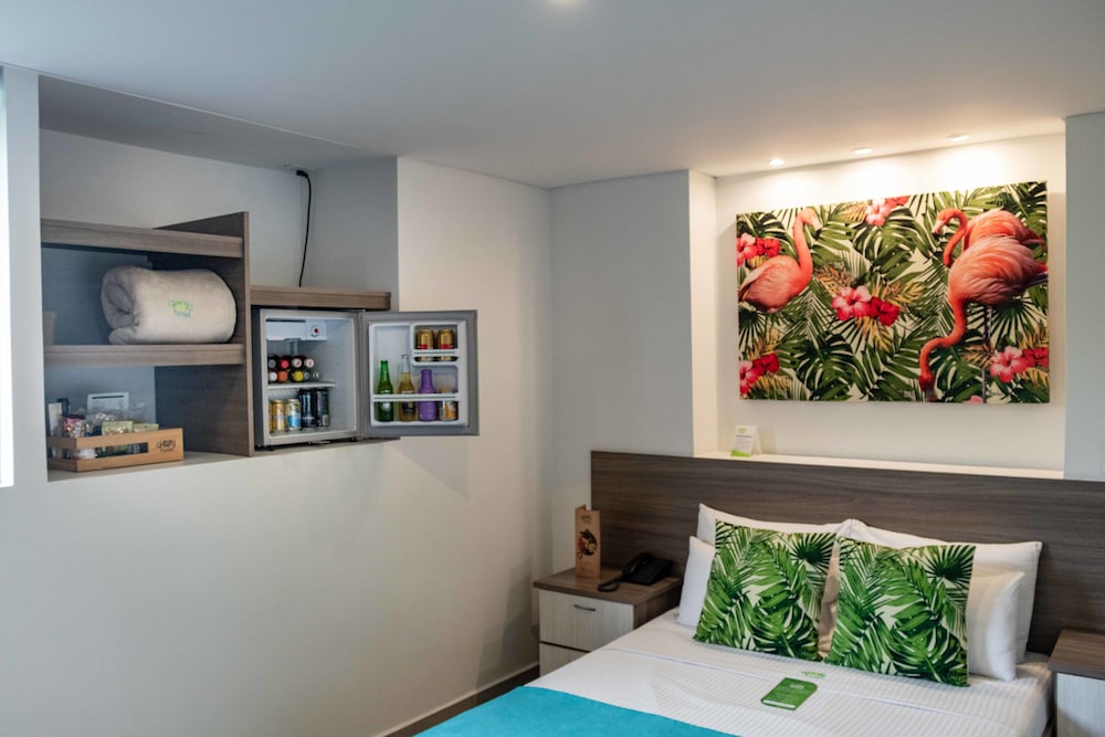 LLERAS GREEN HOTEL 49/71