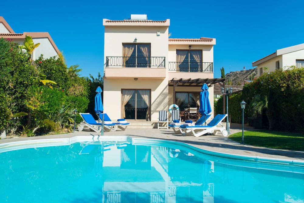 Vineland Holiday Villas 5/48