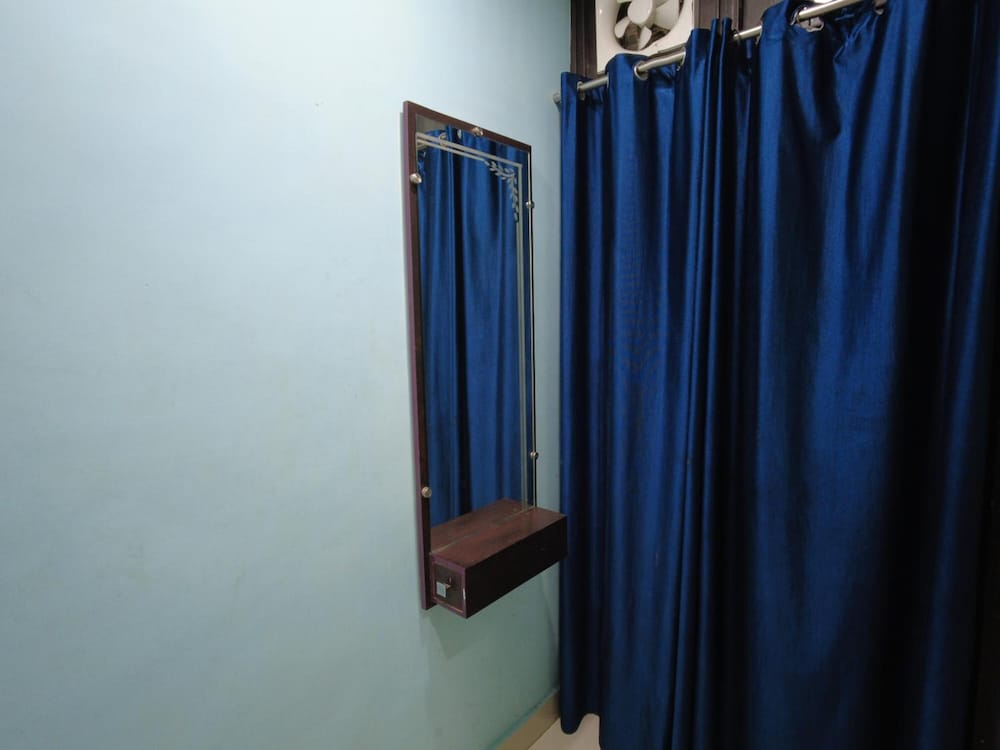 Hotel Devbhoomi Inn 7/40
