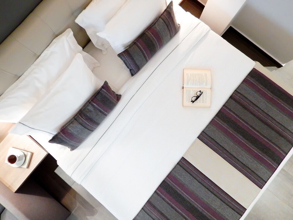 Gkeea Hotel 25/57