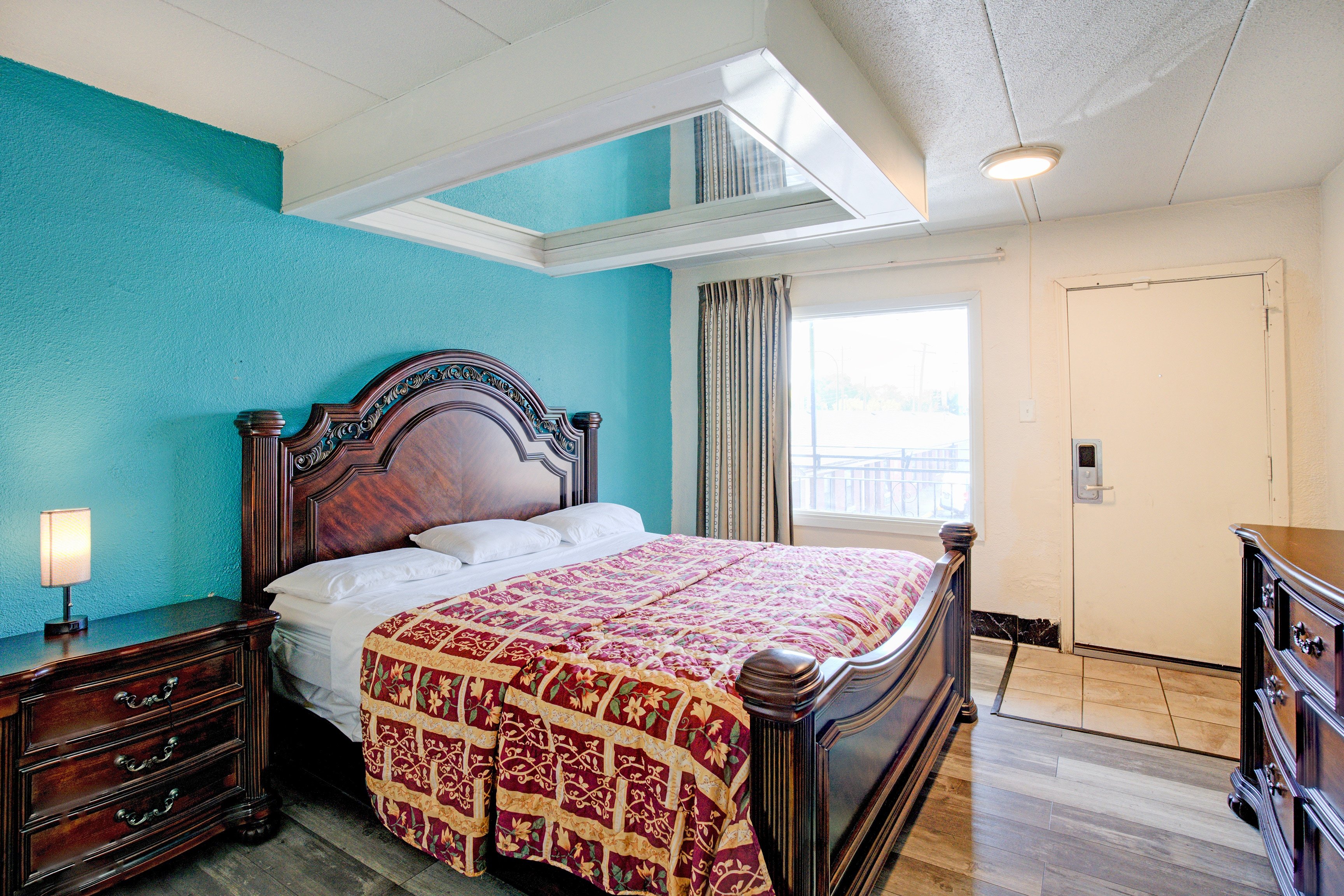 Miami Inn & Suites 33/55